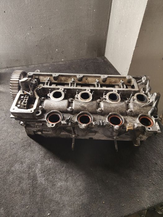 Głowica wałek rozrząd wałki ford mondeo MK4 focus Volvo c max 2*0 TDCi