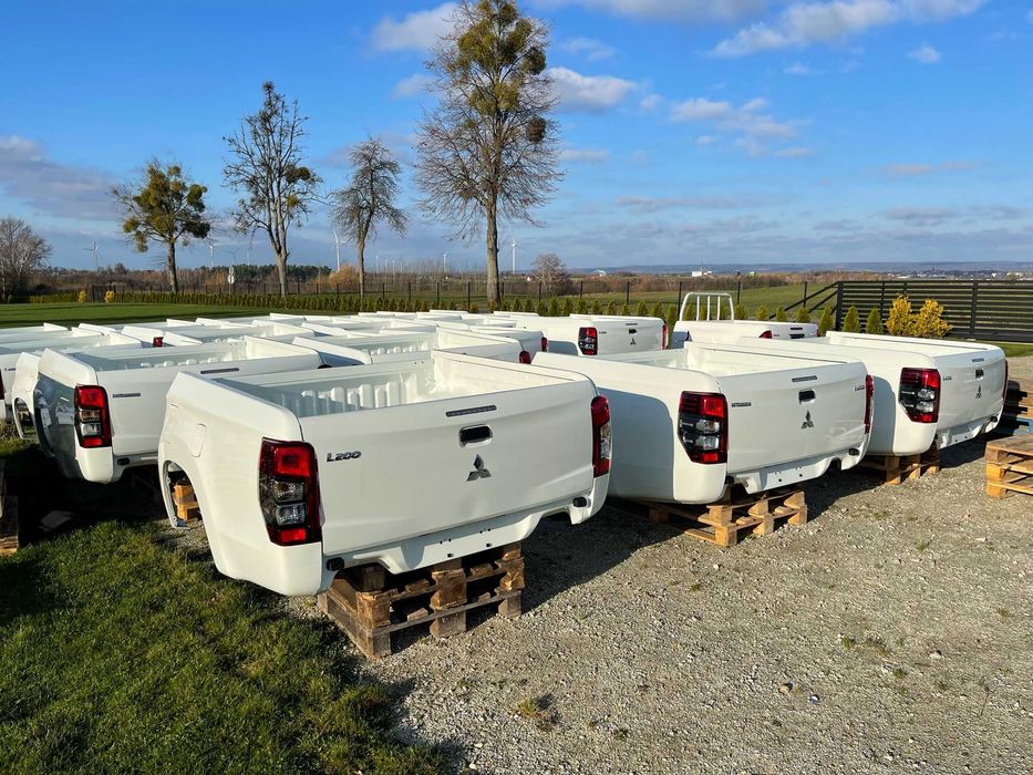 Nadwozie PAKA Mitsubishi L200 4x4 pickup skrzynia burta nowa 4 drzwi