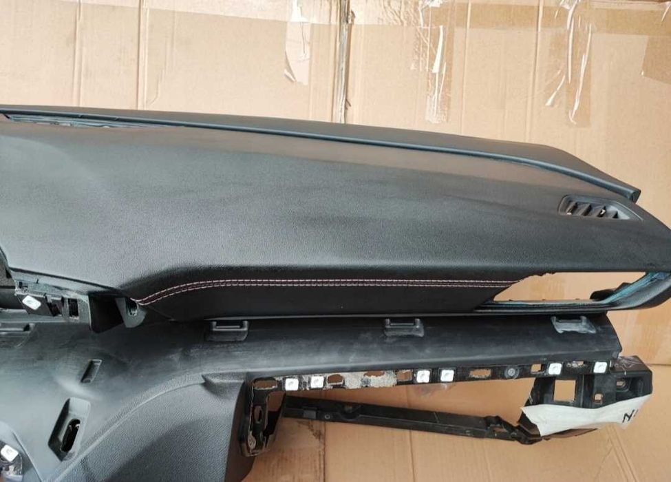 Deska konsola poduszki pasy PEUGEOT 3008 peugeot 5008 GT