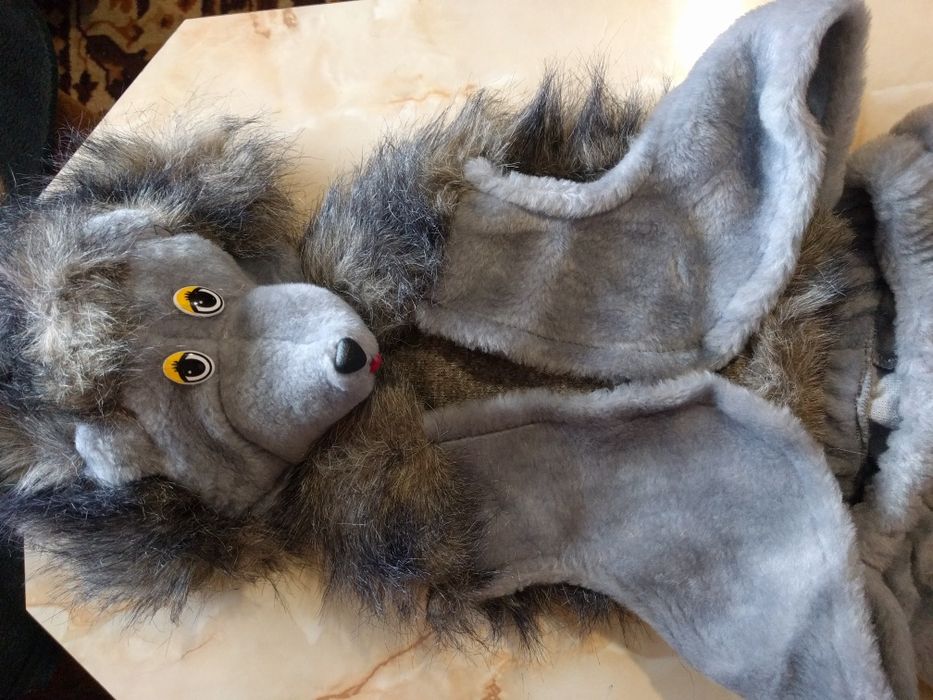 Прокат новорічних костюмов дитячий садок вовк,ведмідь,курча .2-5 рокі