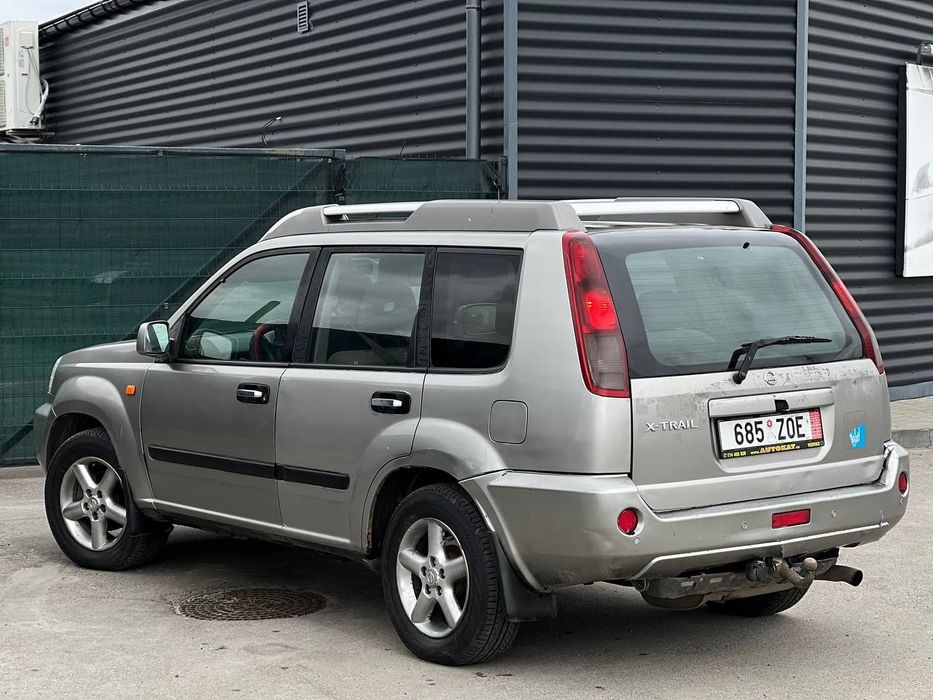 В продаж! Nissan X-Trail 2005 рік турбо дизель 4х4 .
2.2 турбодизель