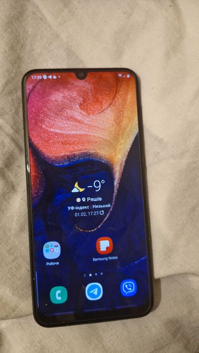 Smartfon samsung a50