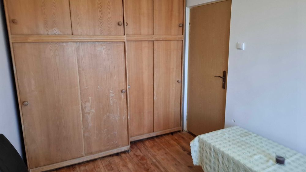 Pokój  zamykany na klucz przy metrze Natolin