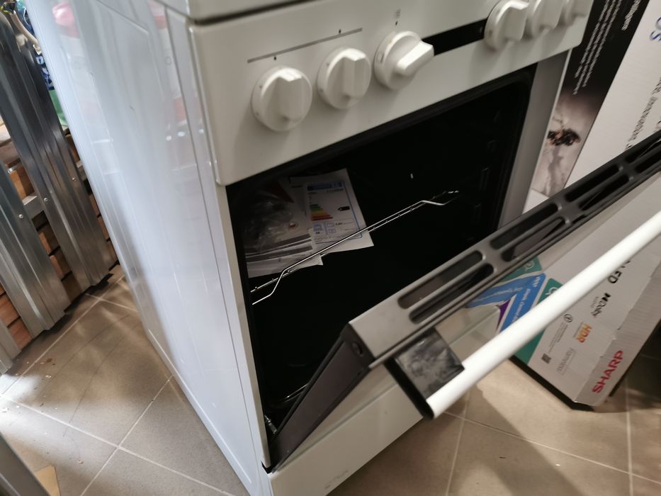 Kuchnia Mora 230V w zestawie.