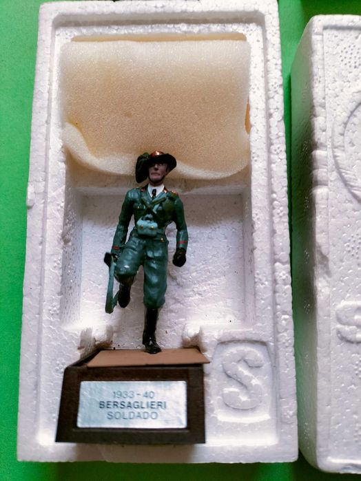 4 figuras de SOLDAT Espanha dos anos 70 - Bersaglieri italianos. Com caixas - estilo Alymer Del Prado. Envio grátis.