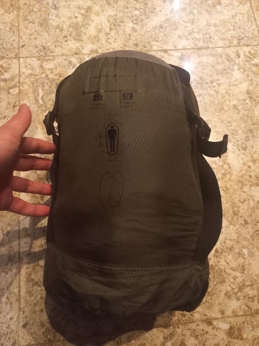 Спальний мішок зимового типу