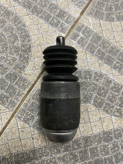 Maquina Furar/martelo Bosch PBH 3000 FRE + oferta ventilador termico