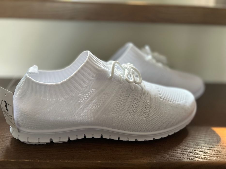 Жіночі кросівки Skechers 36,37,38,39,40
