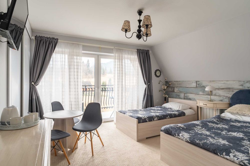 Noclegi Zakopane - Willa Doris - blisko Krupówek - Pokój Trzyosobowy