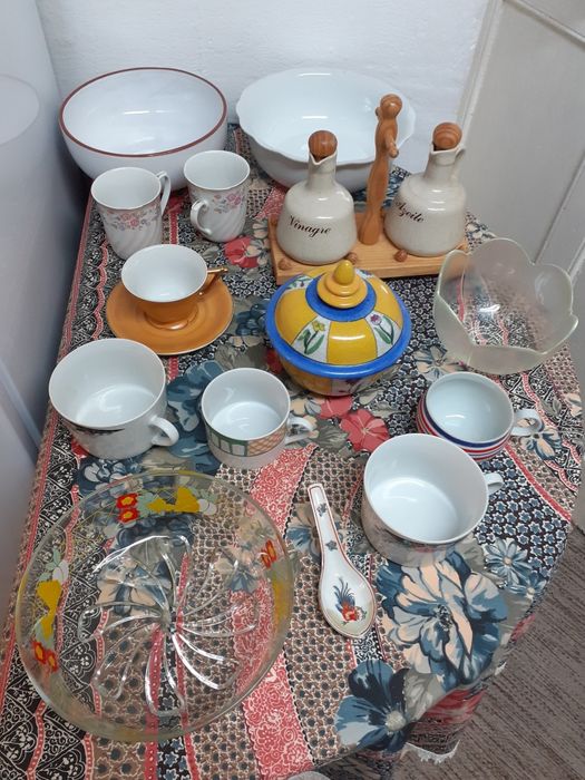 Assorted New Tableware64586271612417124