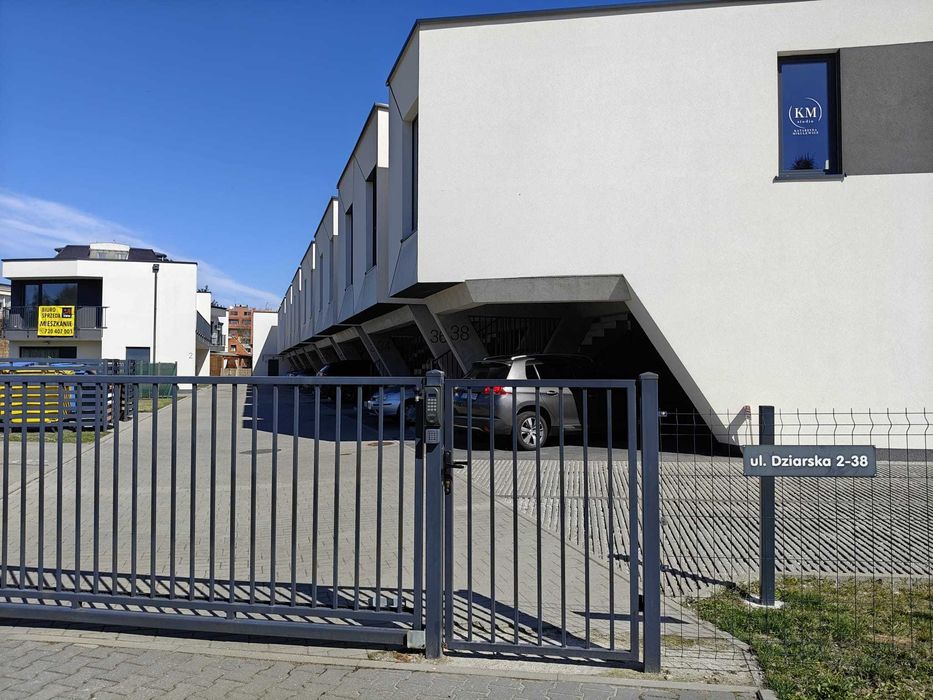 Mieszkanie 85 m 4 pokoje 2 łazienki osobne wejście zamknięte osiedle zieleń - Widok 3