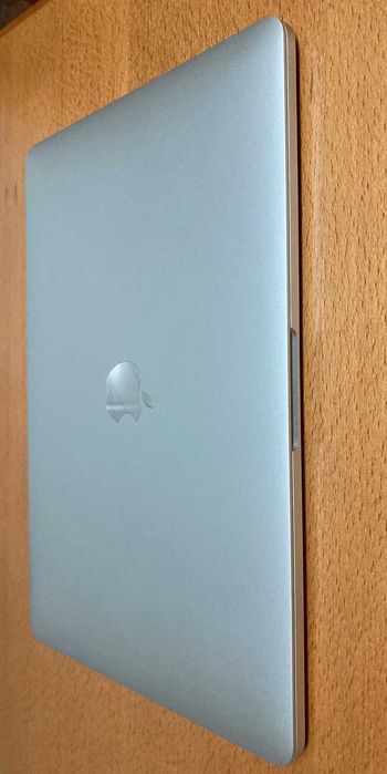 MacBook Pro Retina 13" 2017 / 256 GB SSD / i5 / 8 GB64284416067587123