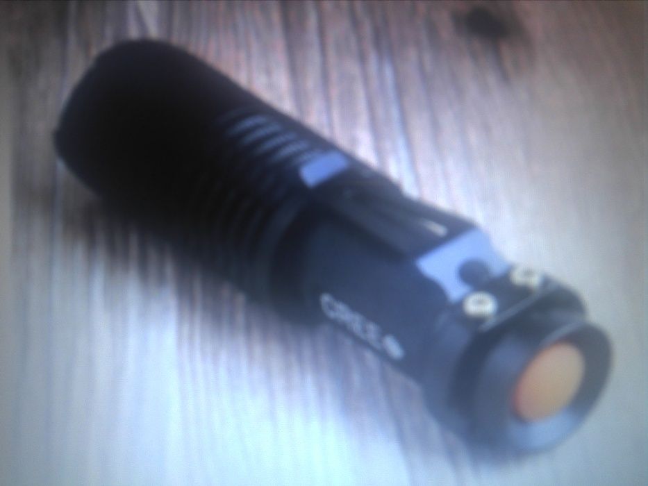 Lanterna Potente e com Zoom