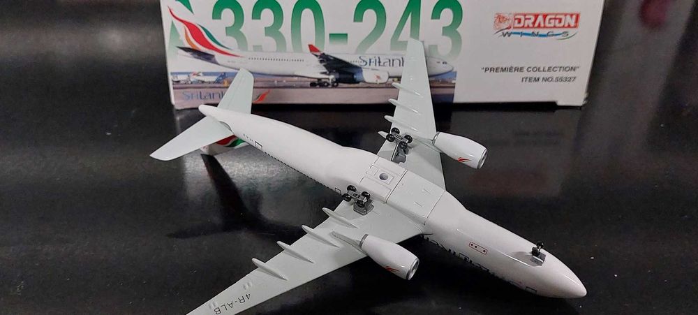 Avião Boeing Aviões Airbus escala 1/400 em Metal Varios Ver Fotos 02