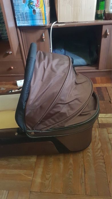 Коляска для дійнят/близнят