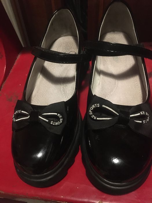 Туфли на девочку