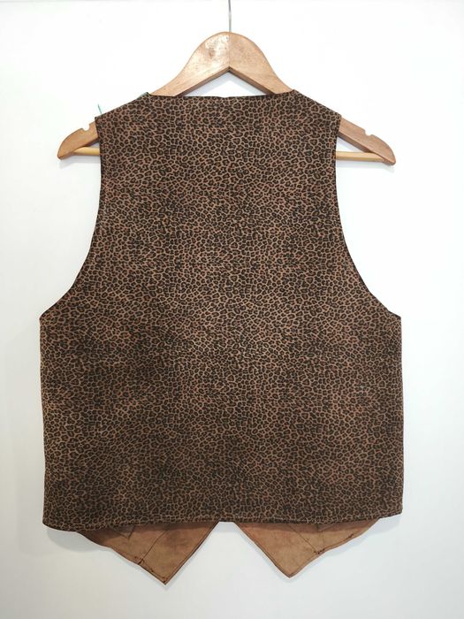 Colete em couro (feito a mão)