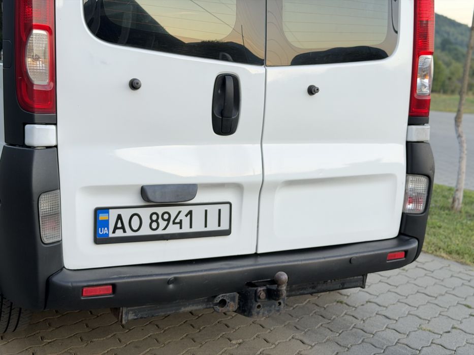 Renault Trafic 2.5 пасажир 9 місць