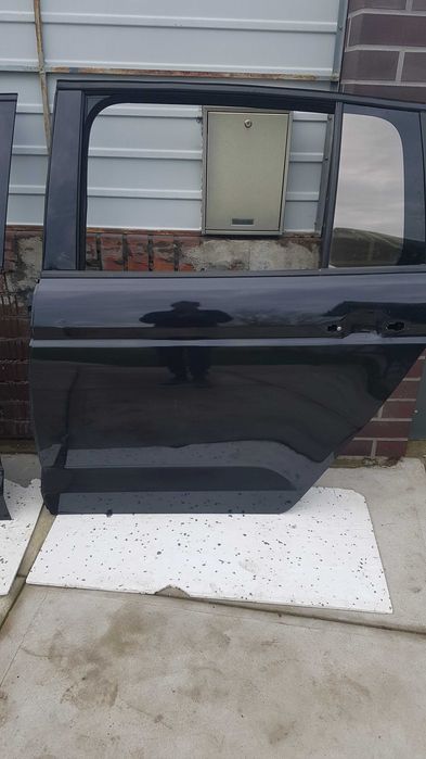 Drzwi Touran III 2015-  czarne LC9X