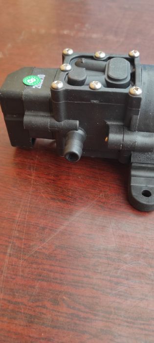 Мотор насос- помпа  Акумулятор к аккумуляторному опрыскивателю