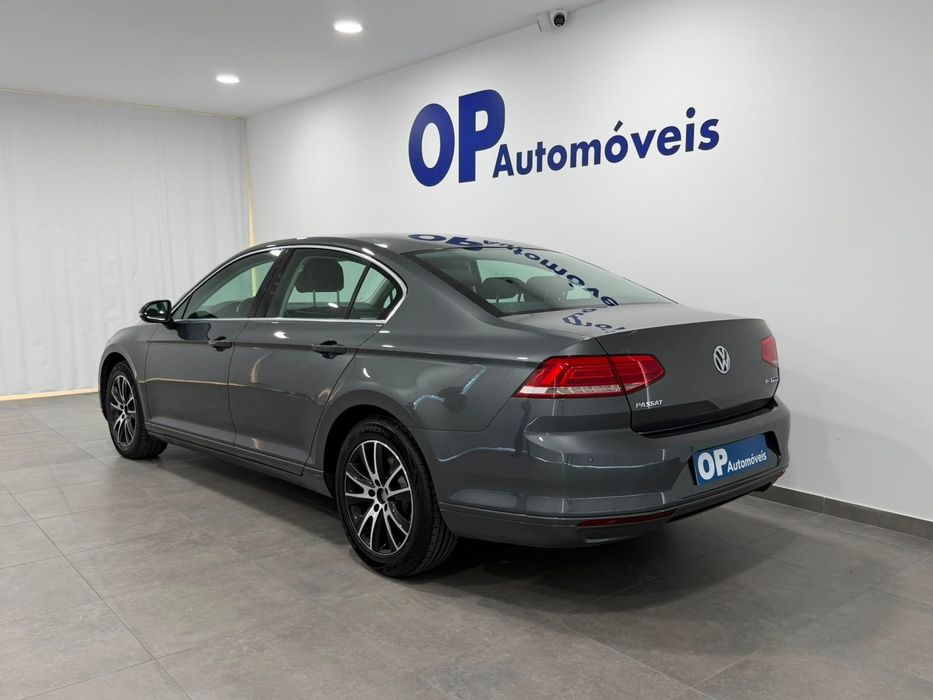 VW Passat 1.6 TDI BlueMotion