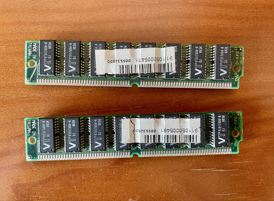 32Mb x2 RAM 72pins