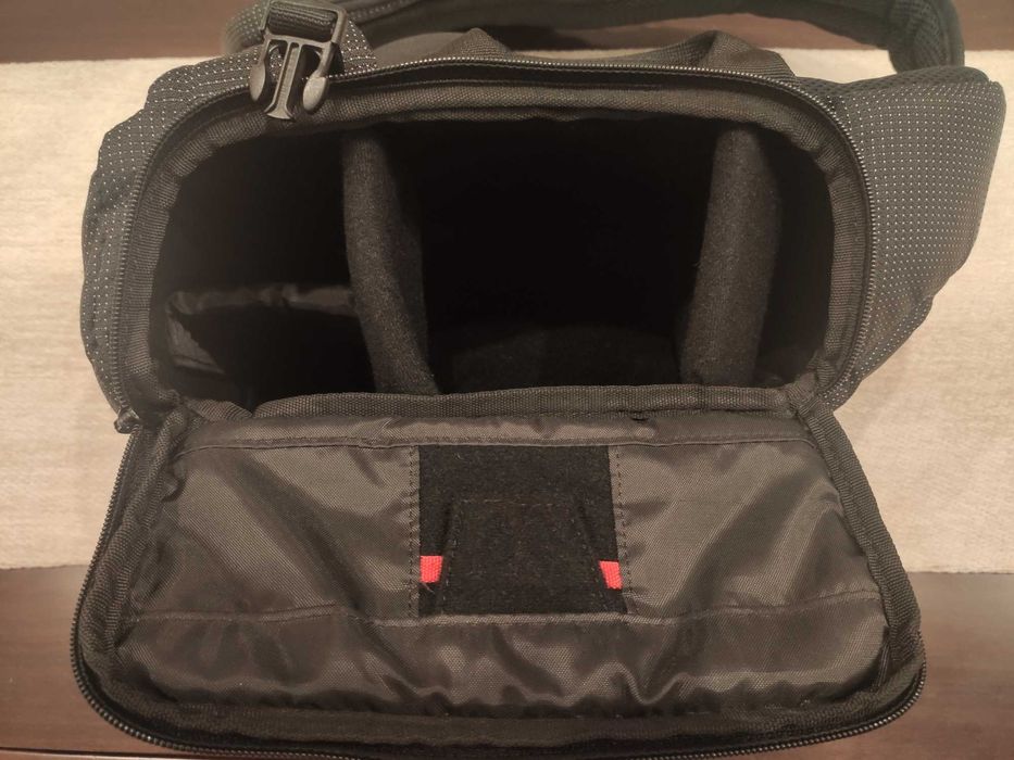 Vendo mochila Canon EOS reflex como nova