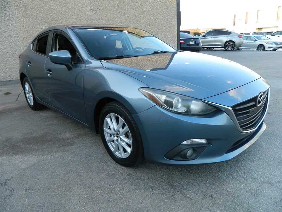Mazda 3 i Touring      2016