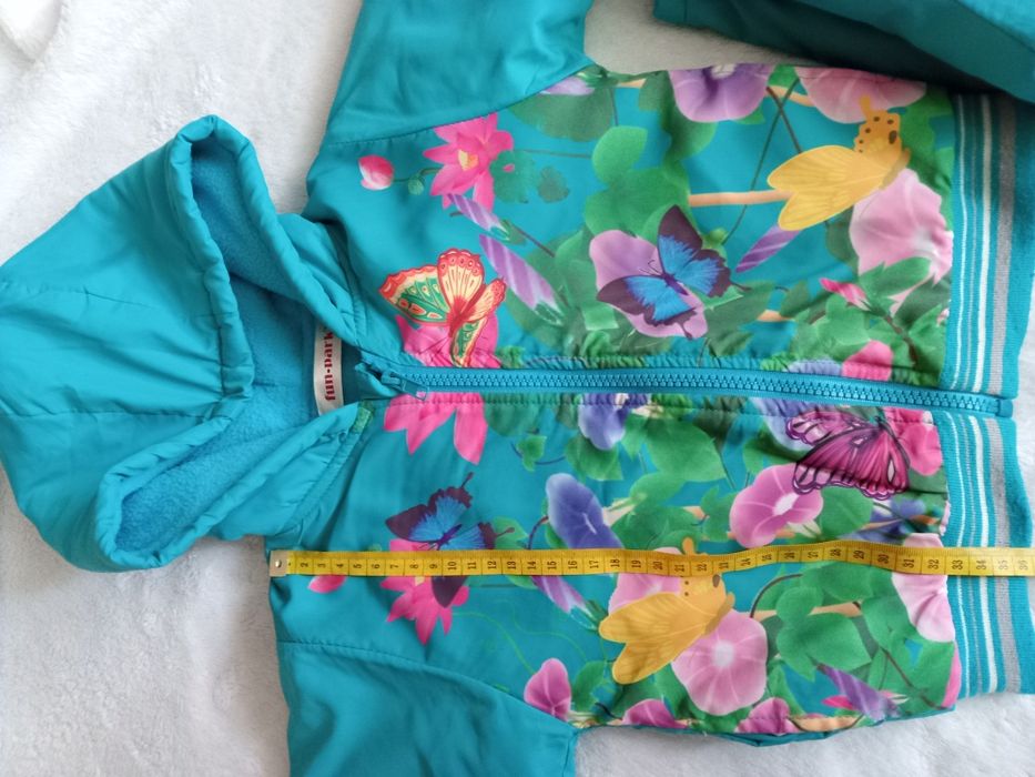 Обміняю Весняний комбінезон(двійка)для дівчинки