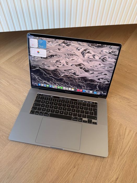 Idealny MacBook Pro 16” 16/512 GB SPACE GRAY w idealnym stanie!
