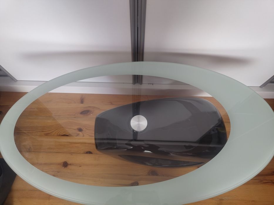 Szklany stolik kawowy