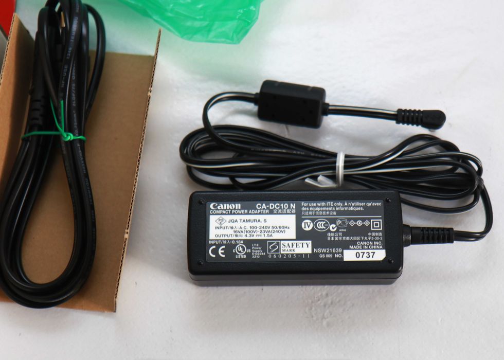 Transformador Canon ACK-DC40 novo (nunca usado)