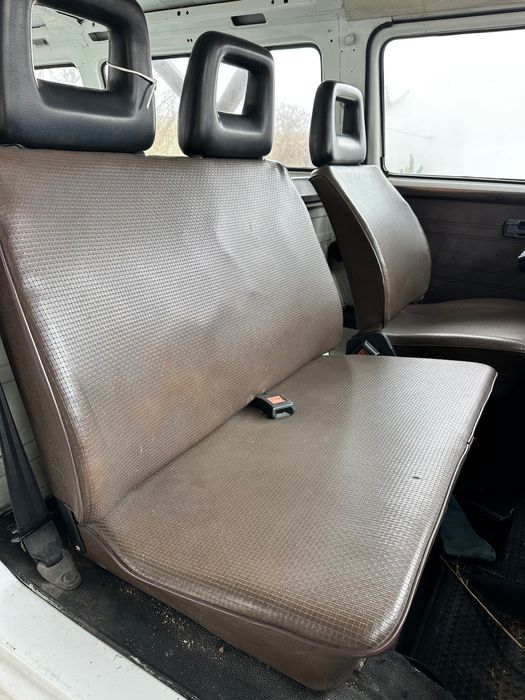 Van VW Volkswagen T5 Kombi Transporter