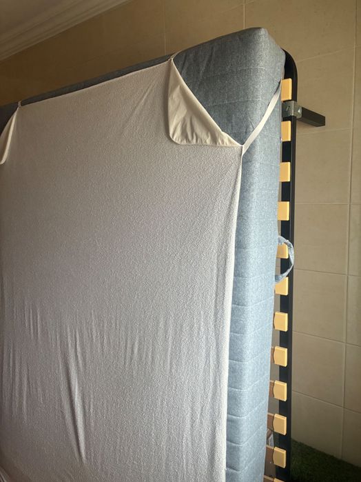 Sommier+colchão 1,40 cm Ikea