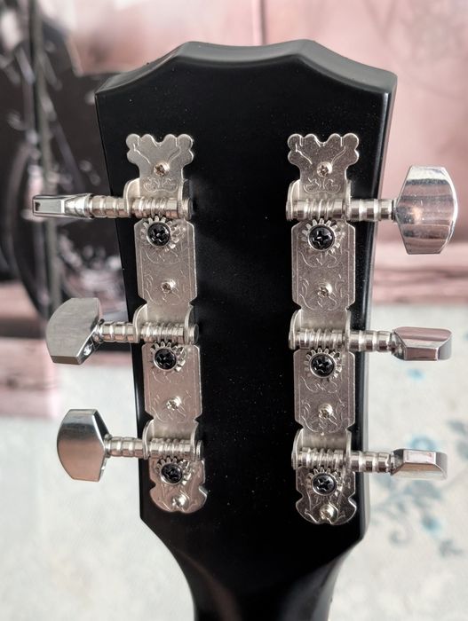 Нова акустична гітара 6 струн