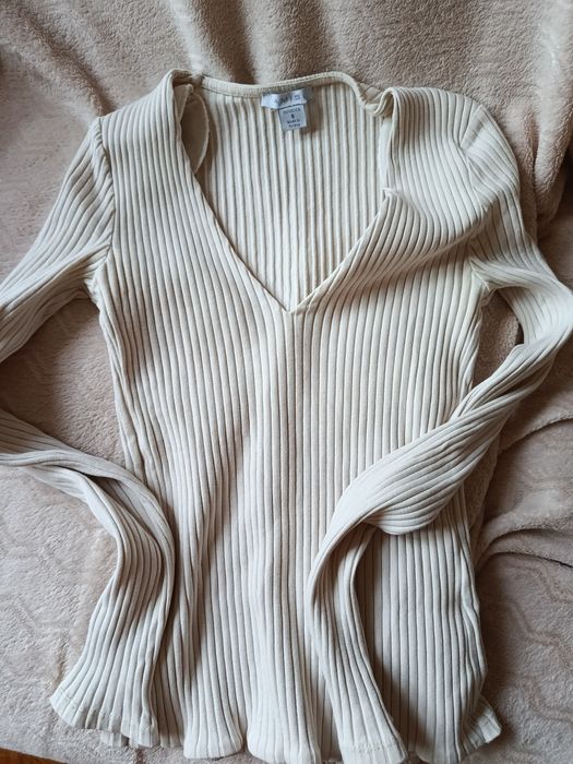 4 bluzki Amisu, Bershka XS, jedna nowa