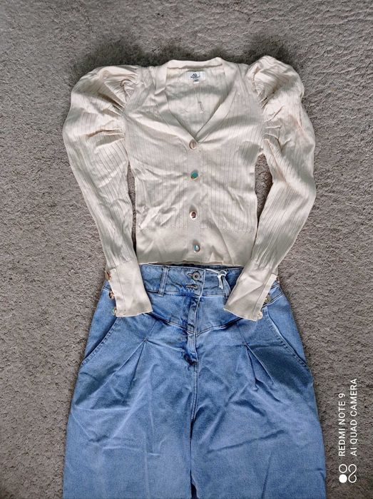 Ubrania damskie - spodnie