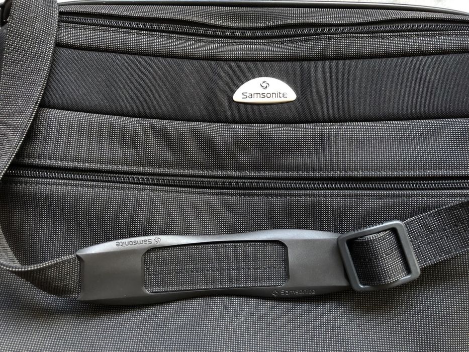 Torba podróżna podreczna Samsonite gratis kosmetyczka WENGER