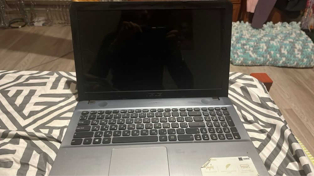 Asus X541NA Ноутбук
