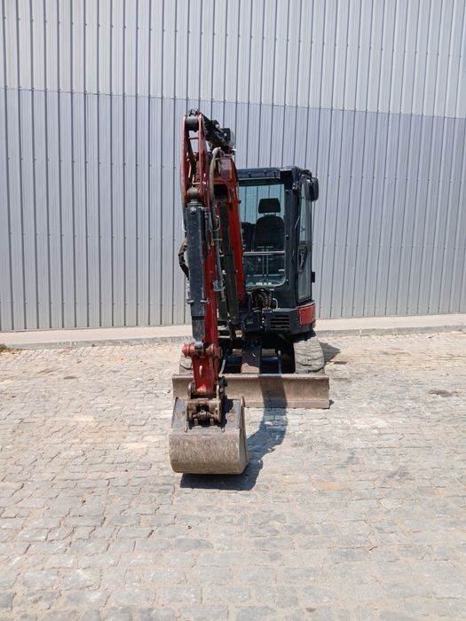 Mini Escavadora Yanmar VIO33-6