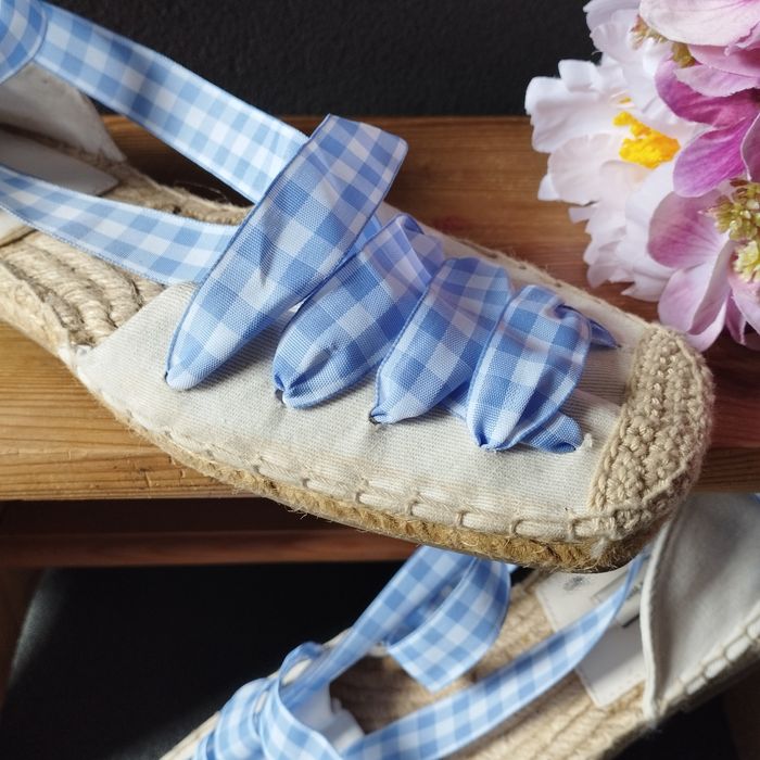 Espadryle Stradivarius r. 38 kremowe w błękitną kratkę – nowe