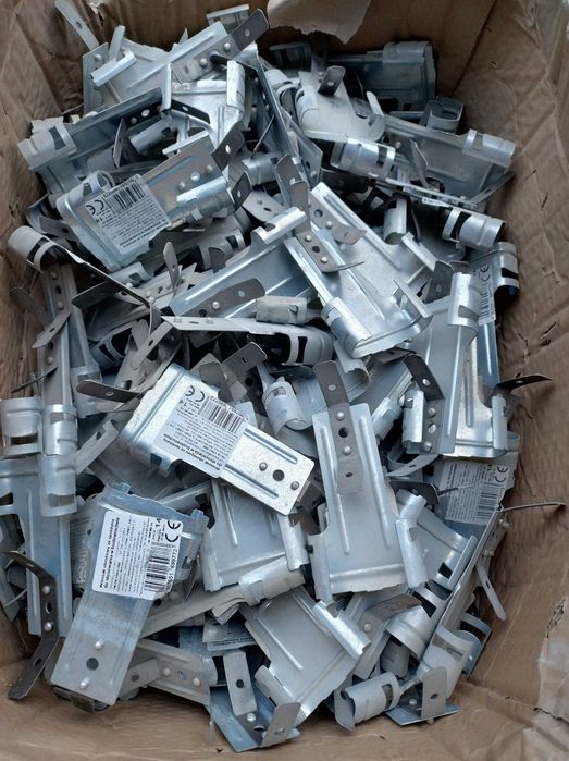 Wieszak obrotowy ze sprężyną! Nowe! 157 szt! Do płyt karton gips!