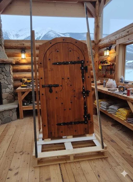 Drzwi do piwniczki gospodarcze do domków piwnic opaska