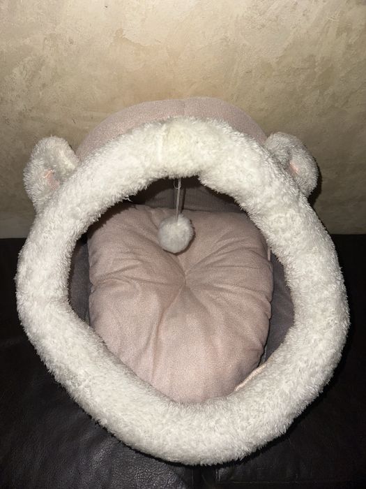 Лежанка для кота