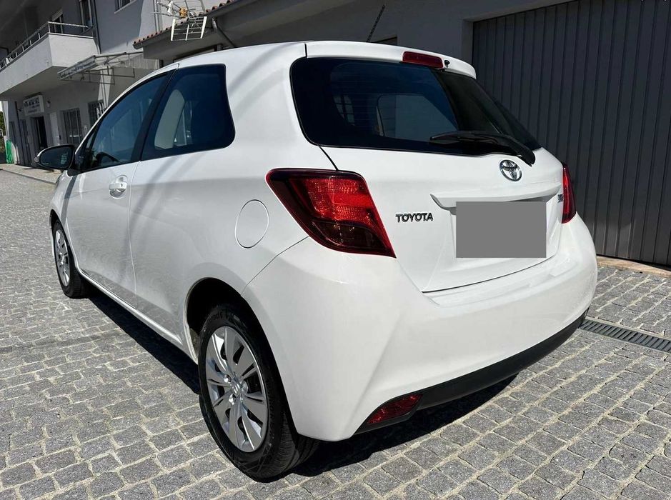 Toyota Yaris 1.4 D-4D Comercial | 6.500€ + IVA Dedutível | Revisões Toyota