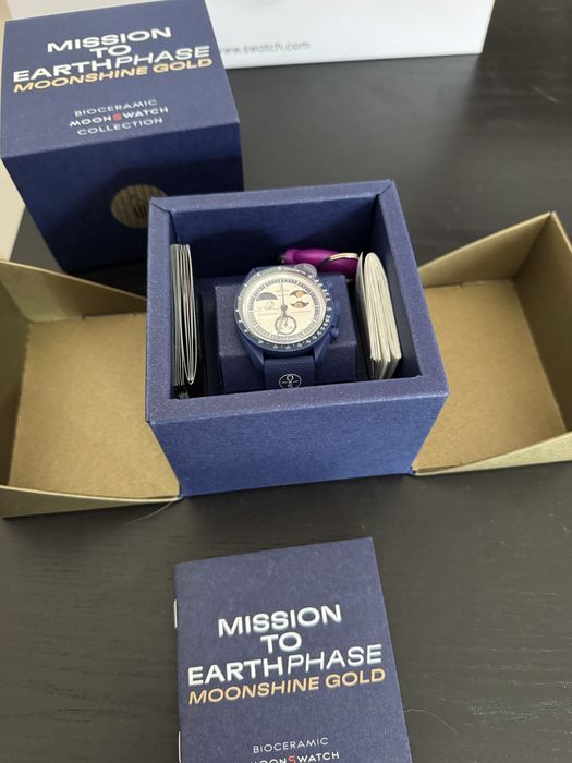 Relogio Omega x Moonswatch Mission to earthphase