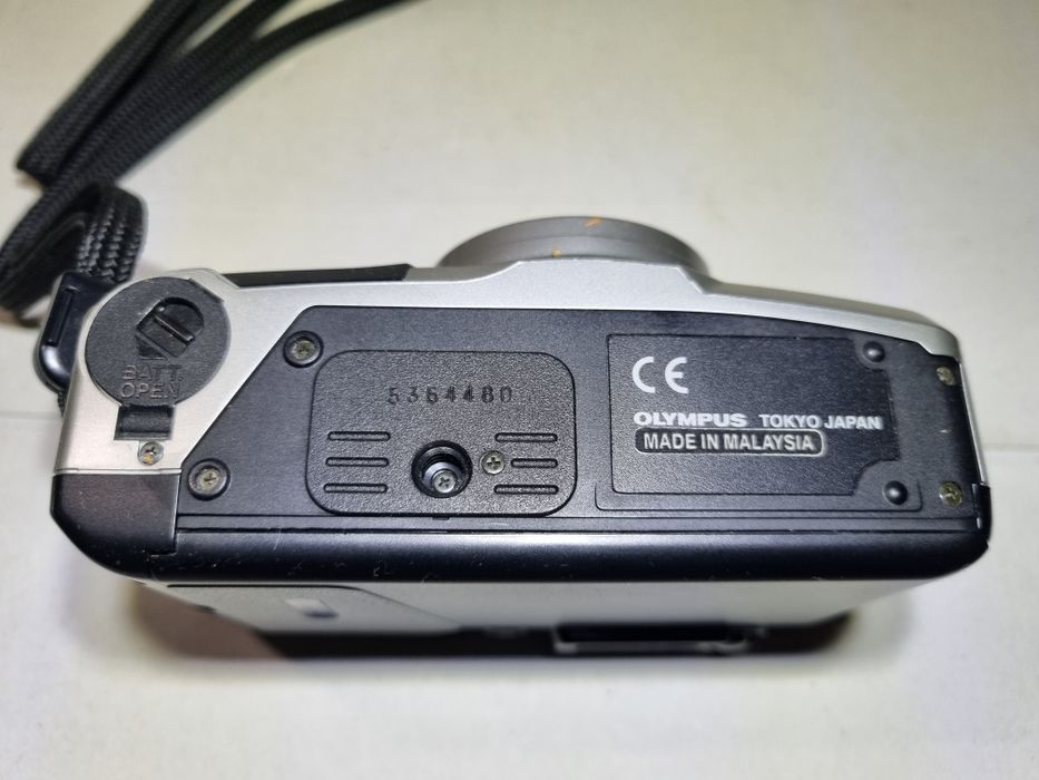 Фотоаппарат пленочный Olympus Superzoom 115