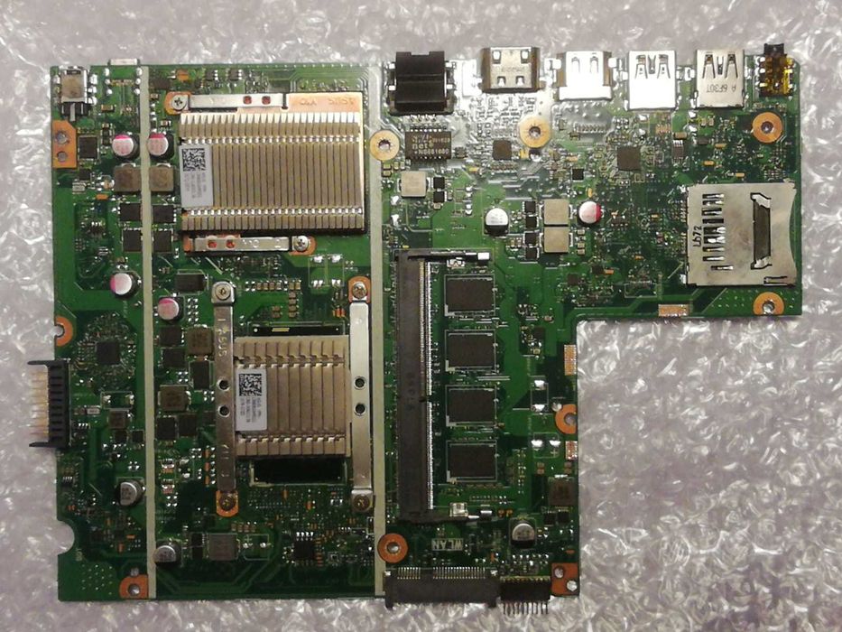 Motherboard PARA PEÇAS ASUS Intel i7 + 8GB RAM