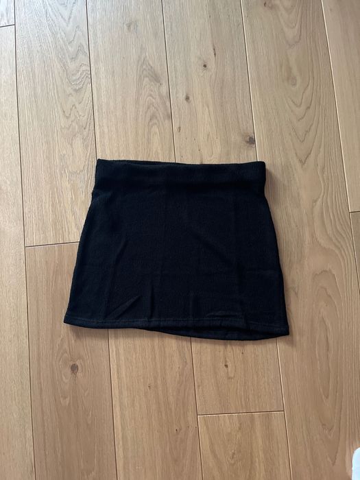 Spódniczka sweterkowa do dłuższej koszuli prześwituje M Mango