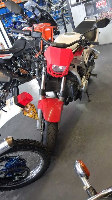 Vendo ou Troco por Carro CBR 600 F2 ano 1996